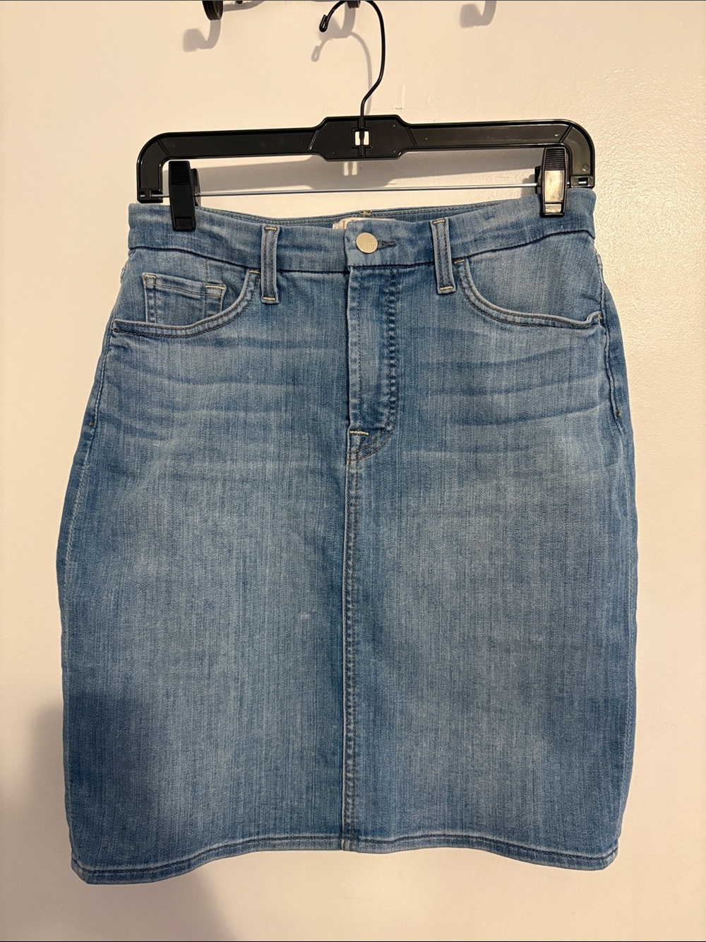 Jen7 by 7 For All Mankind Light Wash Denim Pencil Skirt 6 - Picture 2 of 7
